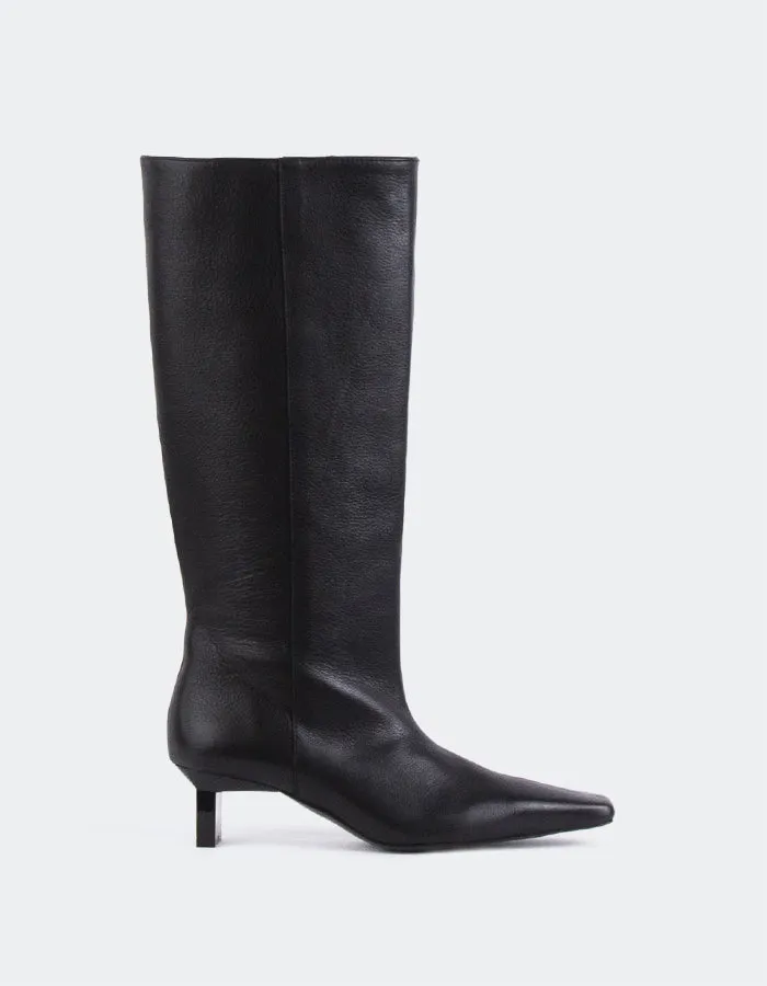 Blanzy Black Leather