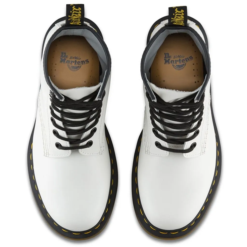 Dr. Martens 1460 Smooth Leather Unisex Ankle Boots