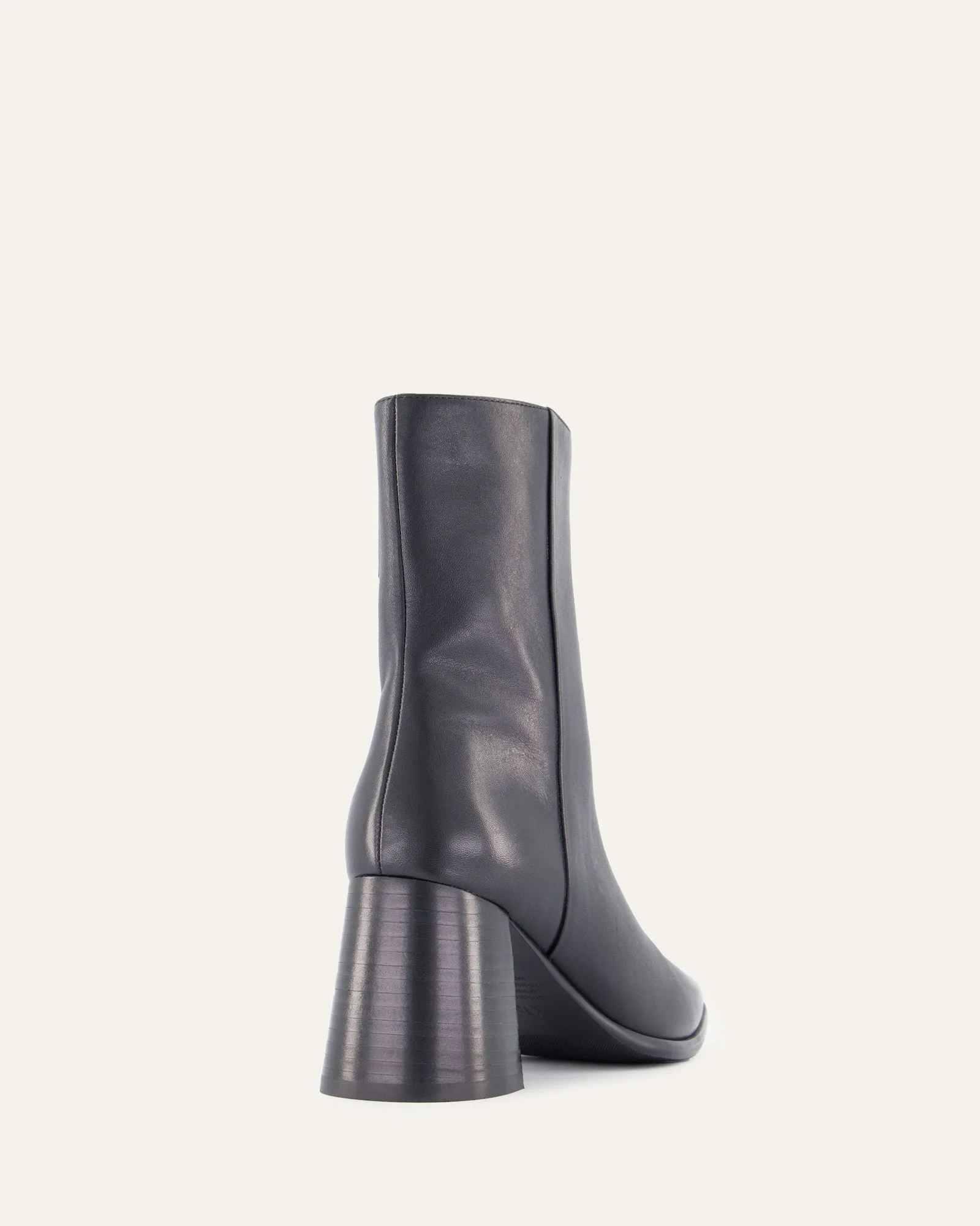 IGGY MID ANKLE BOOTS BLACK LEATHER