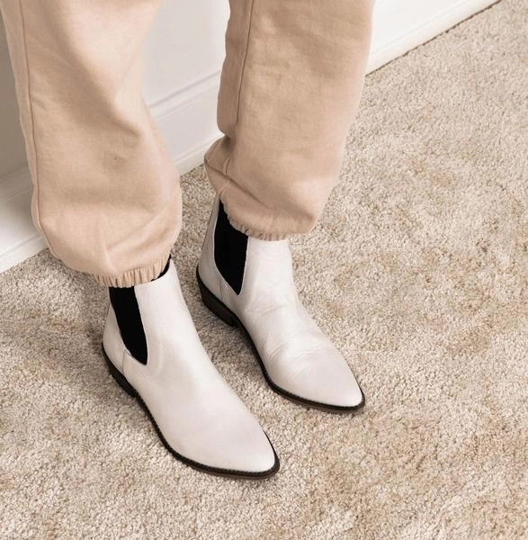 Ivy Lee Stella Off White
