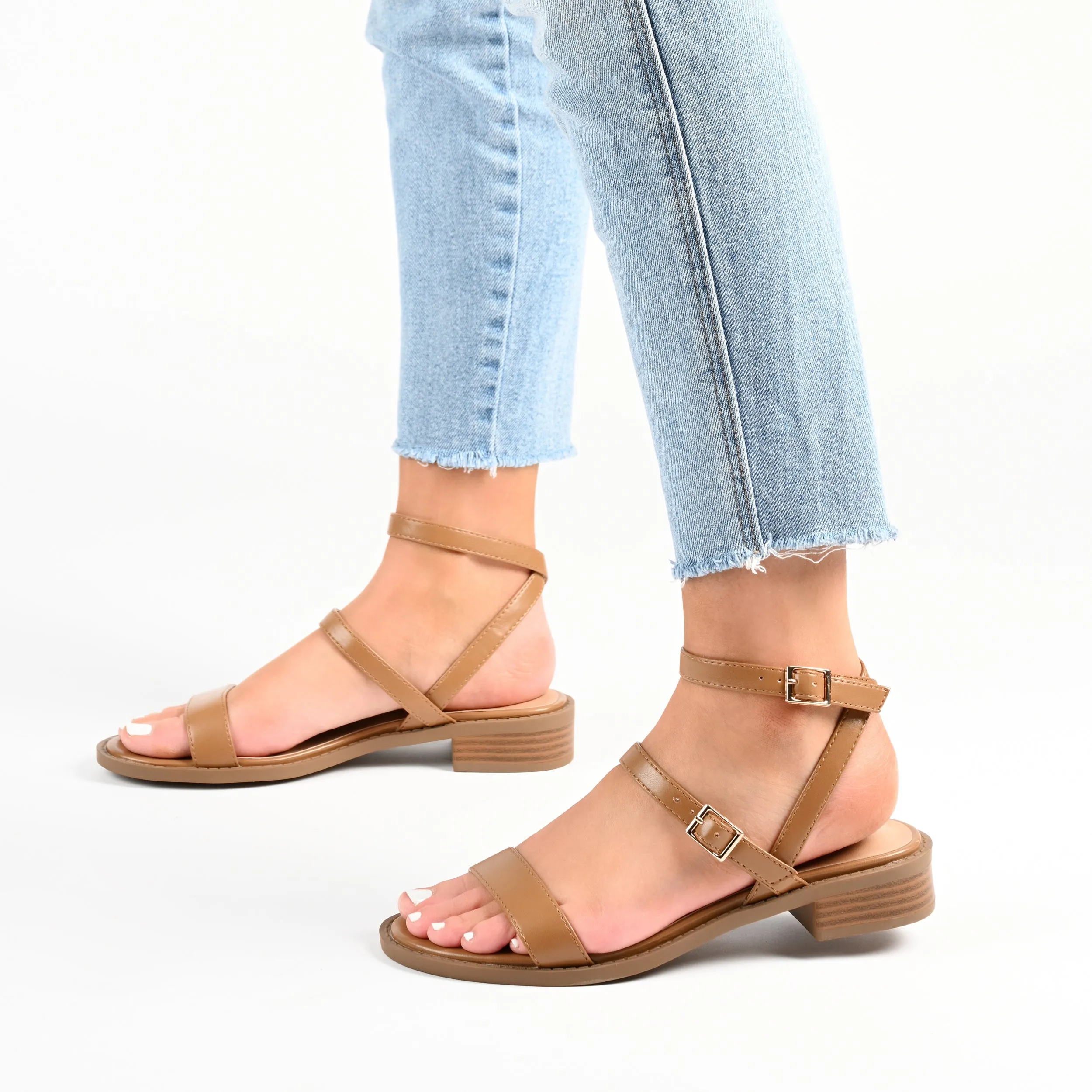 Journee Collection Women's Gigie Sandals