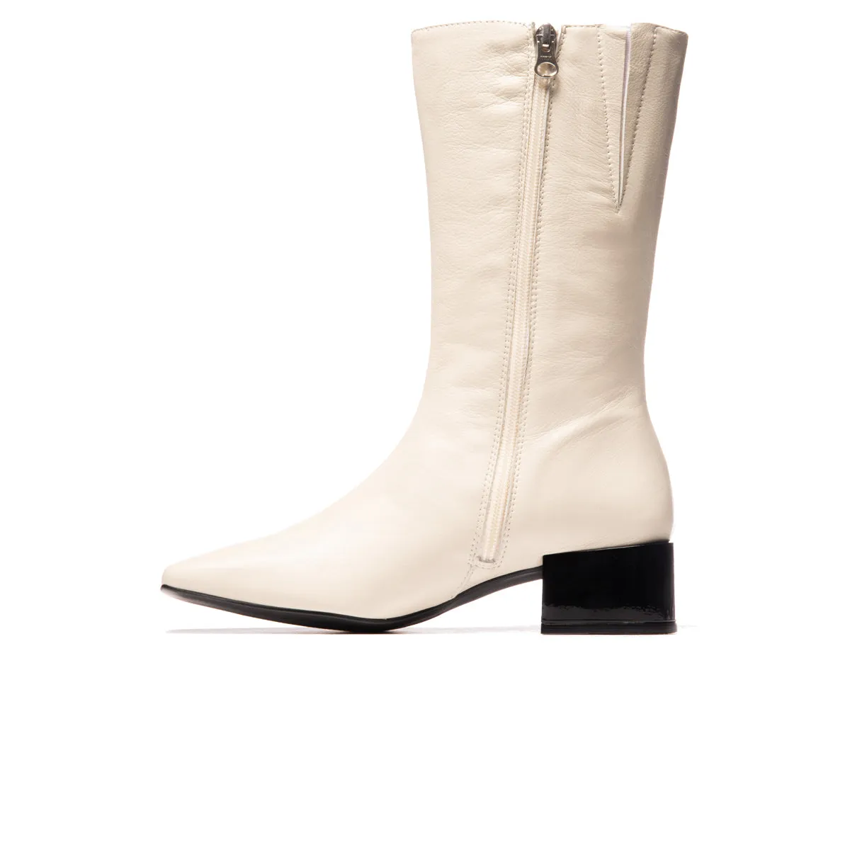 Milton Off White Leather