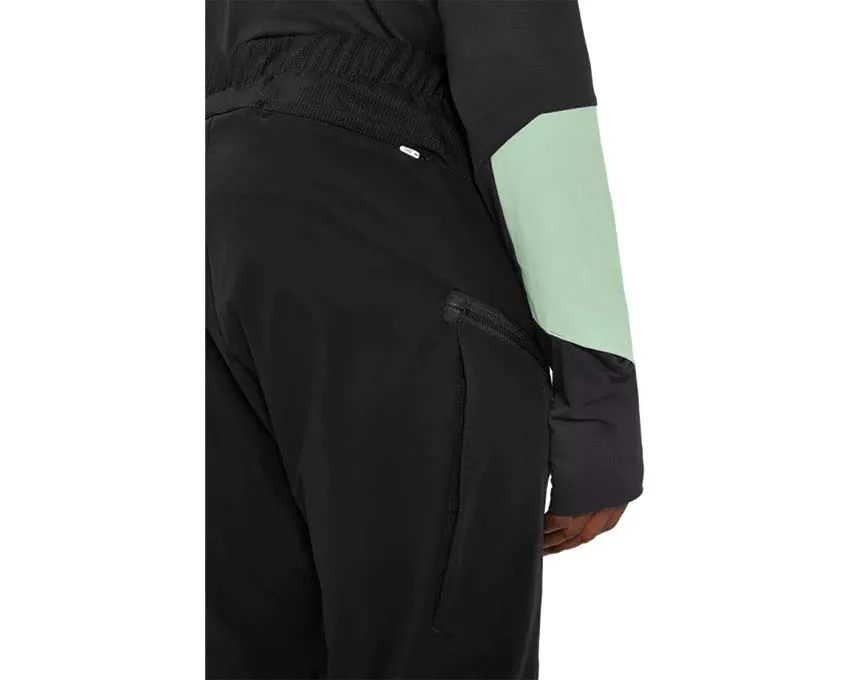On On Running Shoes On Running Trek Pants