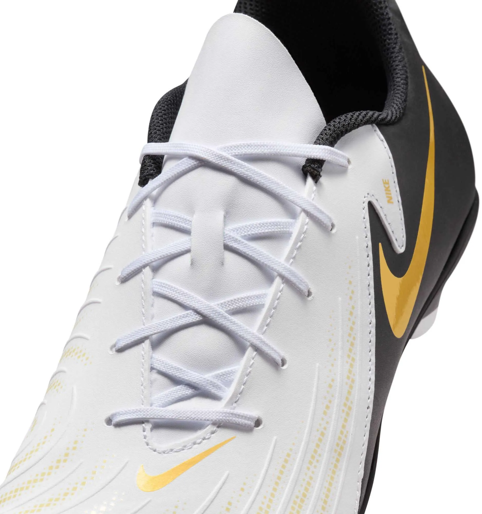 Phantom GX 2 Club MG Low-Top Men's Football Boots