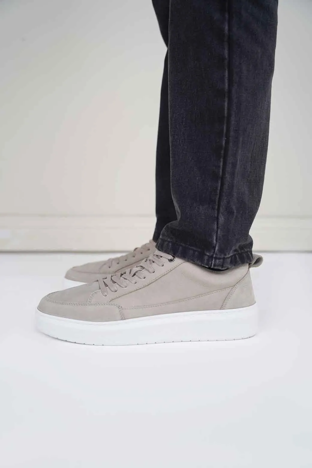 PLATFORM LEATHER SNEAKERS