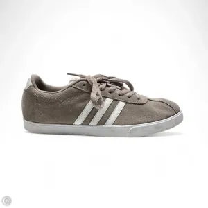 Shoes Sneakers By Adidas In Beige, Size: 9.5