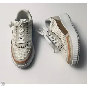 Shoes Sneakers Platform By Qupid In Beige, Size: 9