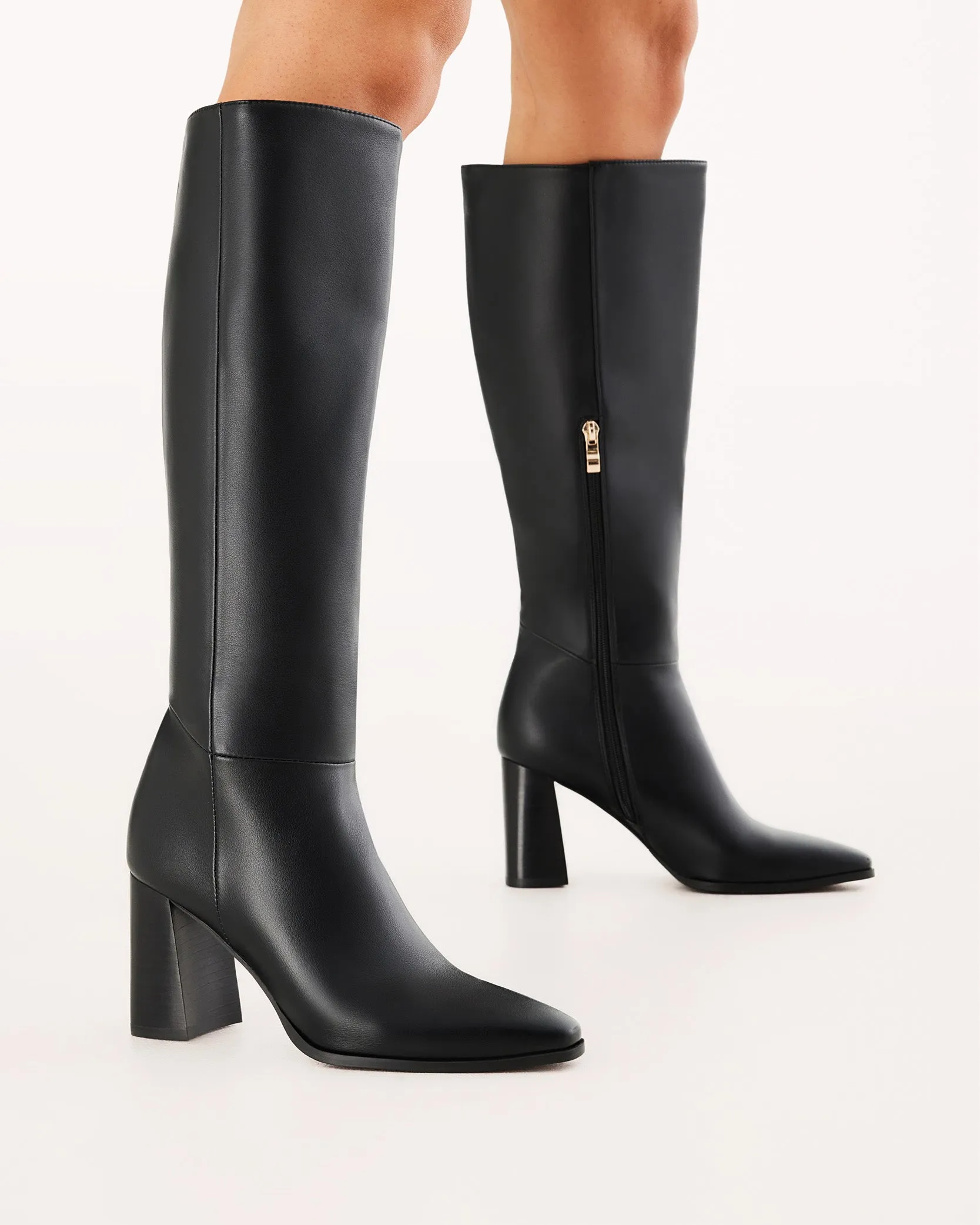 VALLIA - BLACK