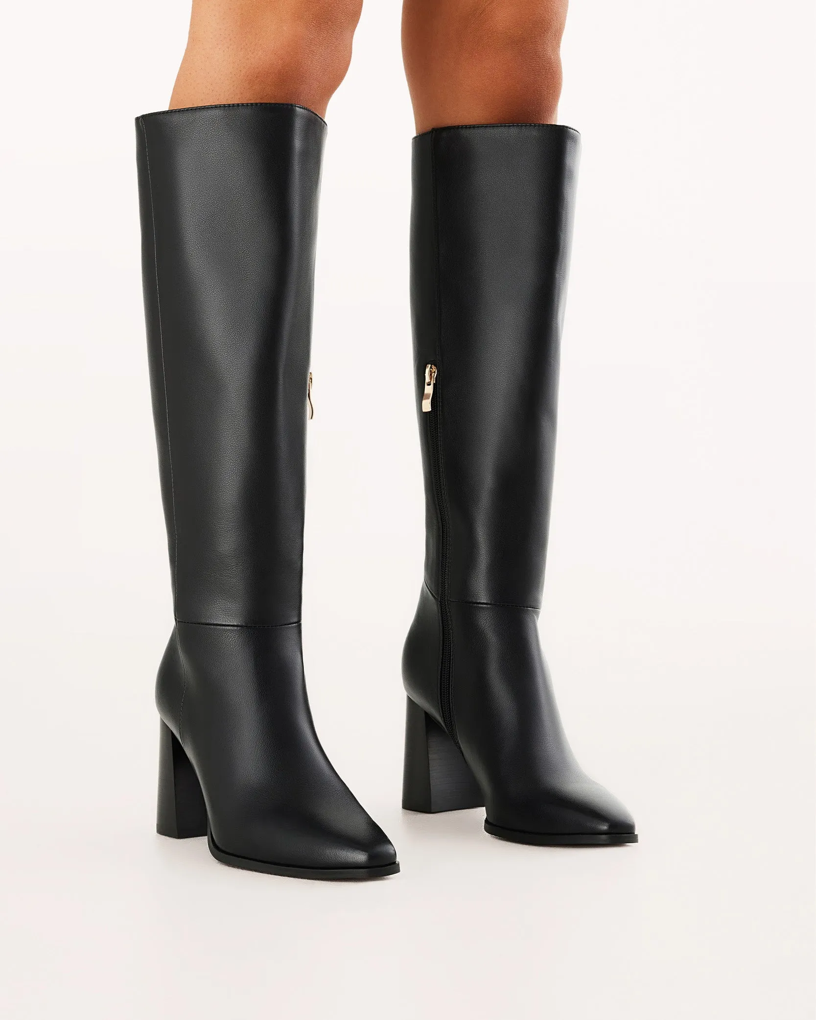 VALLIA - BLACK